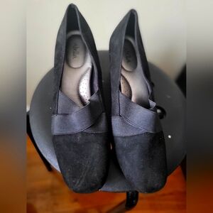 Abella Suede shoes  -Black Size 10